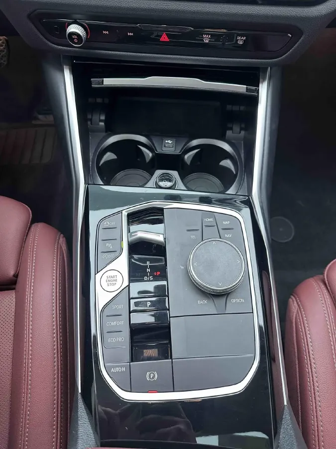 2023 BMW 3 Series 2.0T 156HP L4 8AT,autocango,china used car exporter,china ev exporter,chinese used car exporter,chinese used ev exporter