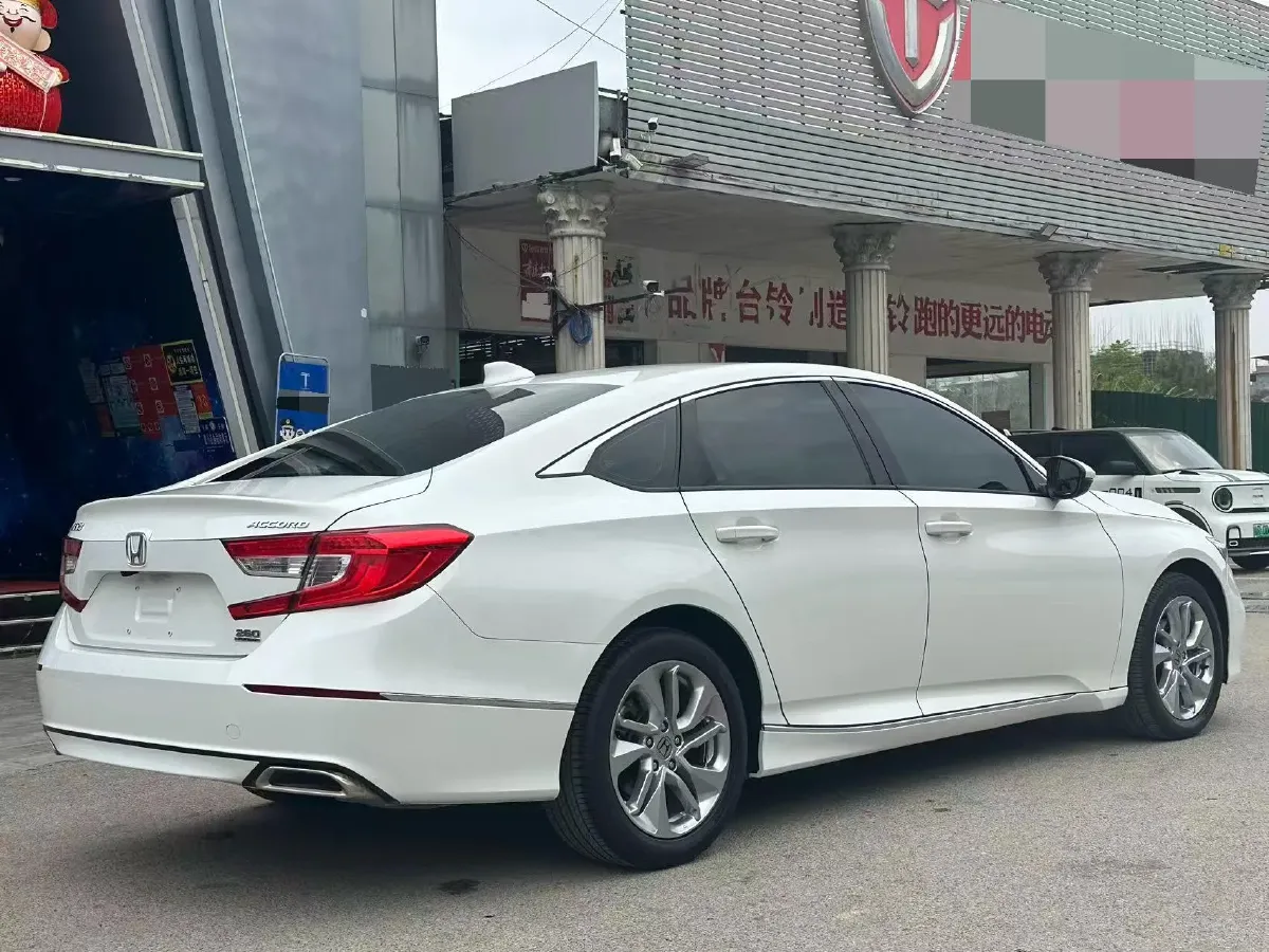 2018 Honda Accord 1.5T 194HP L4 CVT,autocango,china used car exporter,china ev exporter,chinese used car exporter,chinese used ev exporter