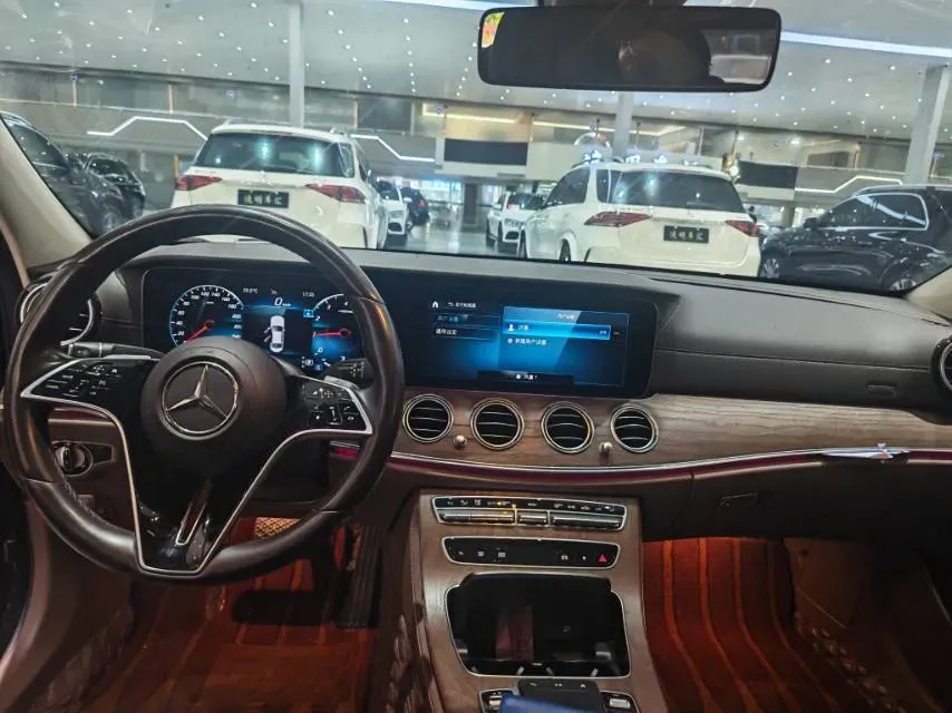 2022 Mercedes-Benz E Class 2.0T 258HP L4 9AT,autocango,china used car exporter,china ev exporter,chinese used car exporter,chinese used ev exporter