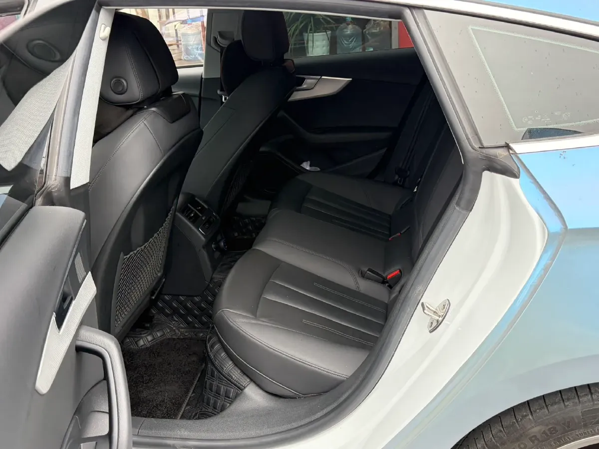 2021 Audi A5 2.0T 204HP L4 7DCT,autocango,china used car exporter,china ev exporter,chinese used car exporter,chinese used ev exporter