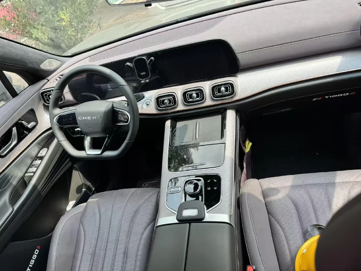 2025 Chery Tiggo 9 2.0T 261HP L4 7DCT,autocango,china used car exporter,china ev exporter,chinese used car exporter,chinese used ev exporter