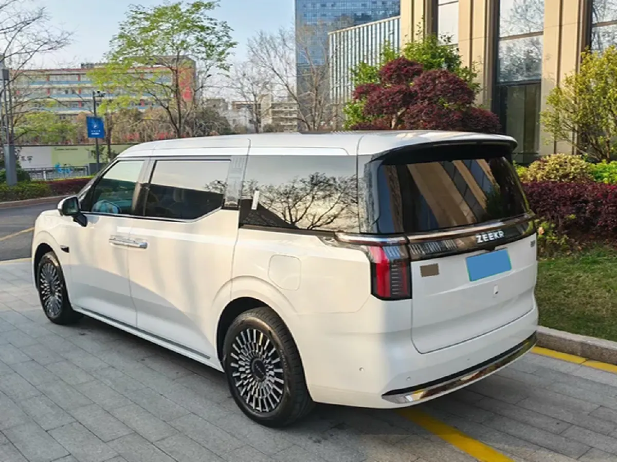 2024 Zeekr 009 BEV 108KWH,autocango,china used car exporter,china ev exporter,chinese used car exporter,chinese used ev exporter
