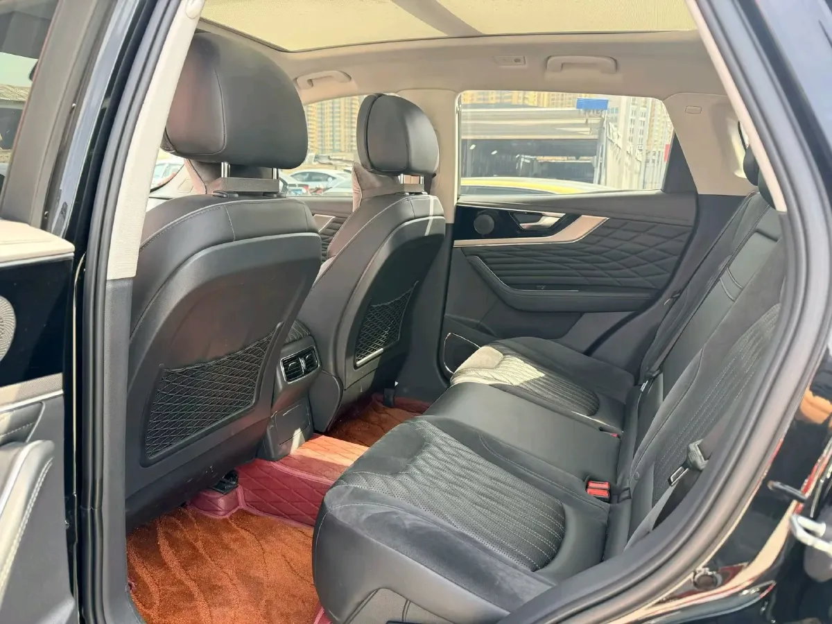 2022 HongQi HS5 2.0T 224HP L4 6AT,autocango,china used car exporter,china ev exporter,chinese used car exporter,chinese used ev exporter