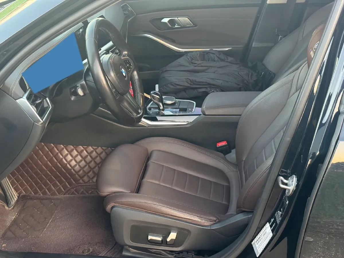 2021 BMW 3 Series 2.0T 156HP L4 8AT,autocango,china used car exporter,china ev exporter,chinese used car exporter,chinese used ev exporter