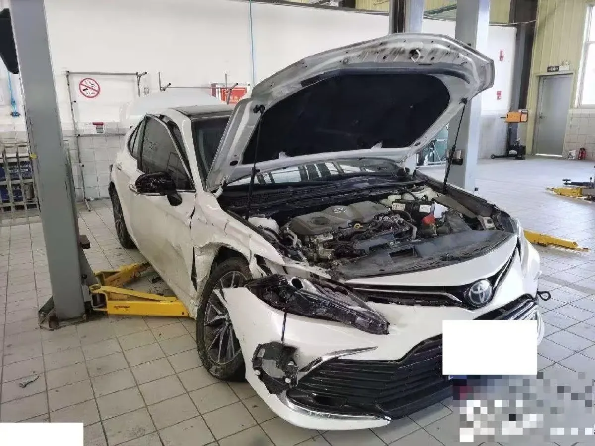 2023 Toyota Camry 2.5L 207HP L4 8AT,autocango,china used car exporter,china ev exporter,chinese used car exporter,chinese used ev exporter