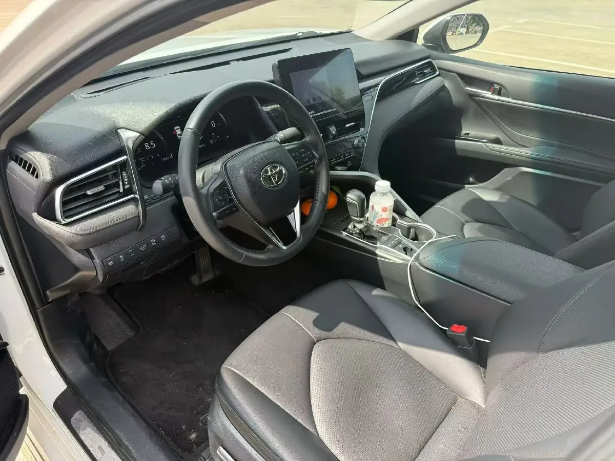 2023 Toyota Camry 2.5L 207HP L4 8AT,autocango,china used car exporter,china ev exporter,chinese used car exporter,chinese used ev exporter