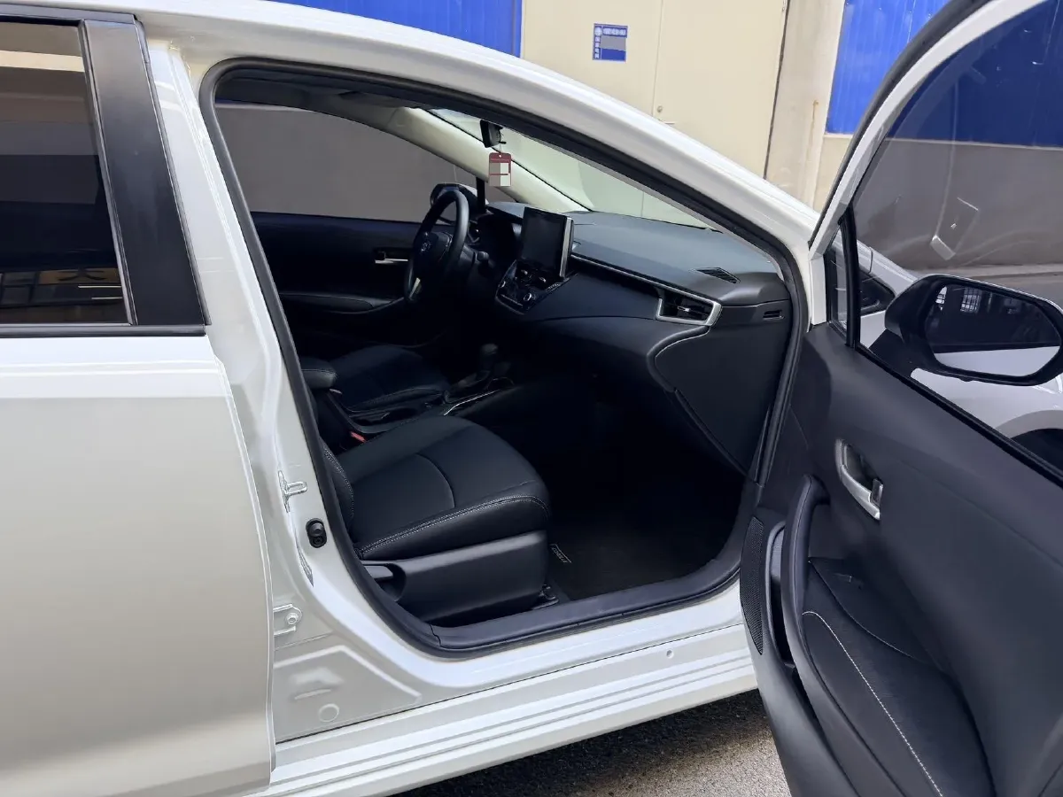 2021 Toyota Corolla 1.5L 121HP L3 CVT,autocango,china used car exporter,china ev exporter,chinese used car exporter,chinese used ev exporter