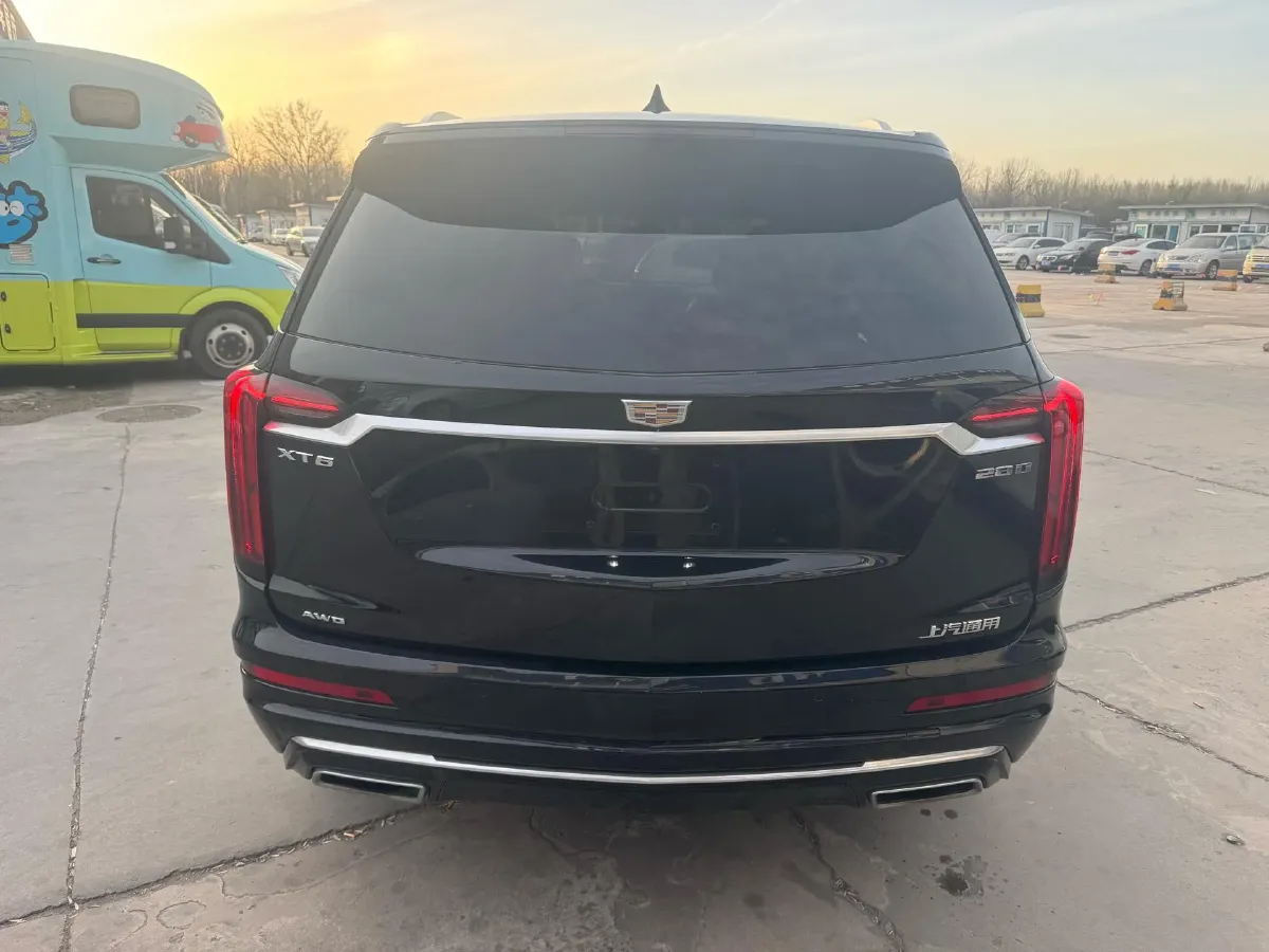2021 Cadillac XT6 2.0T 237HP L4 9AT,autocango,china used car exporter,china ev exporter,chinese used car exporter,chinese used ev exporter