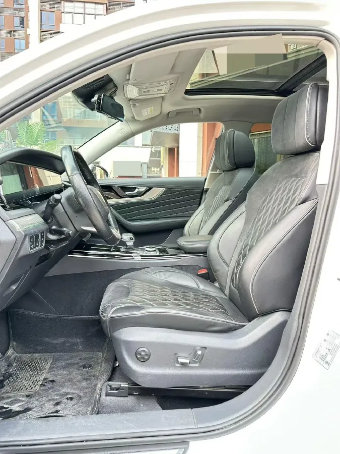 2019 HongQi HS5 2.0T 224HP L4 6AT,autocango,china used car exporter,china ev exporter,chinese used car exporter,chinese used ev exporter