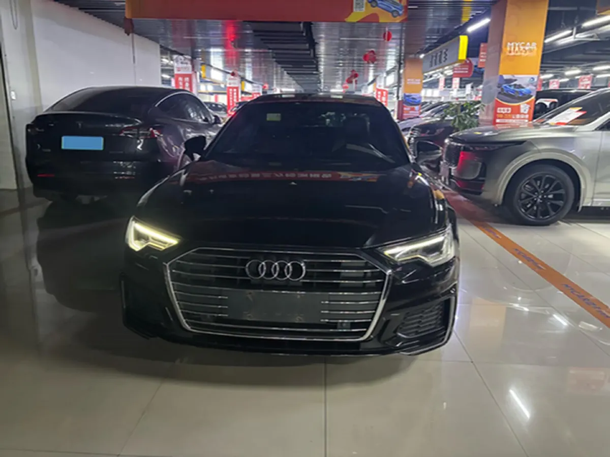 2020 Audi A6L 2.0T 224HP L4 7DCT,autocango,china used car exporter,china ev exporter,chinese used car exporter,chinese used ev exporter