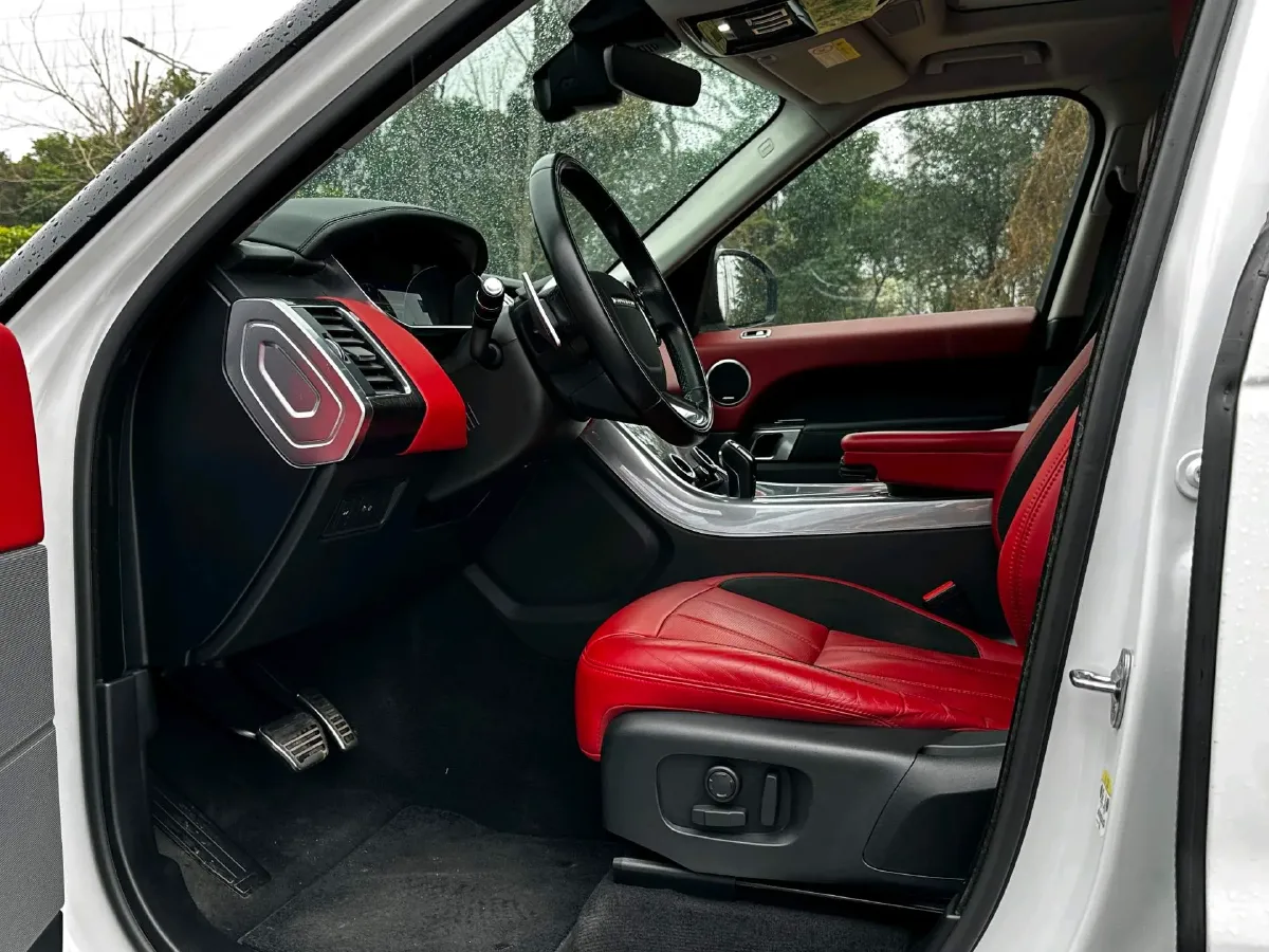 2021 Land Rover Range Rover Sport 3.0T 360HP L6 8AT,autocango,china used car exporter,china ev exporter,chinese used car exporter,chinese used ev exporter