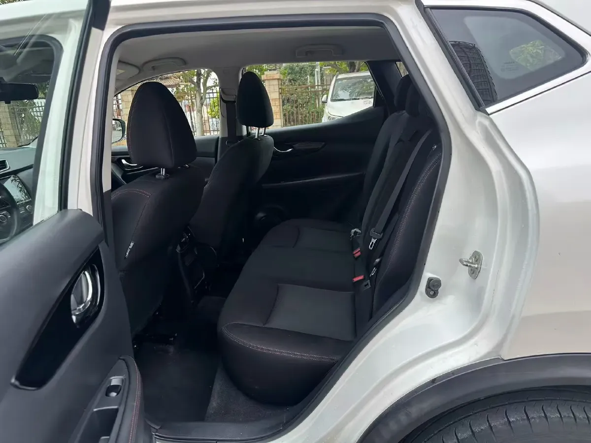 2021 Nissan Qashqai 2.0L 151HP L4 CVT,autocango,china used car exporter,china ev exporter,chinese used car exporter,chinese used ev exporter