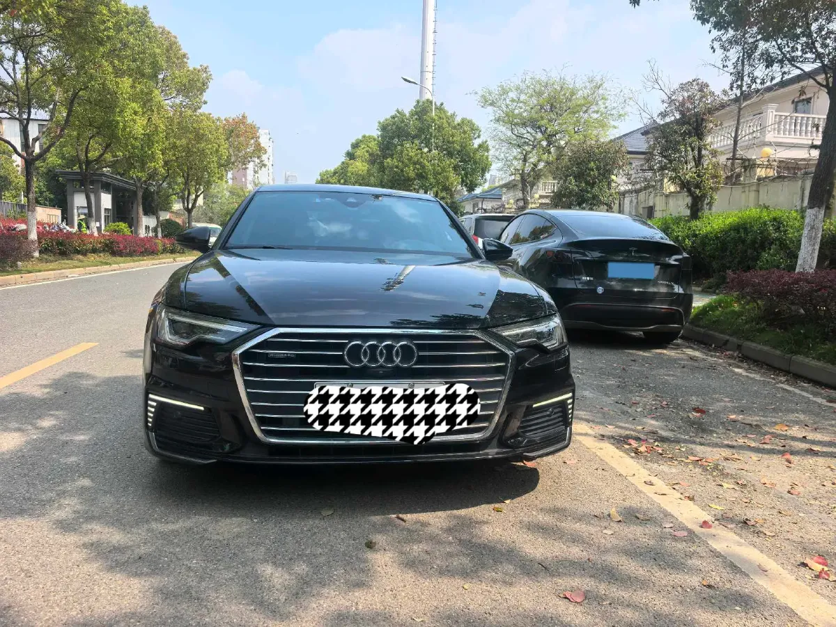 2020 Audi A6L 2.0T 252HP L4 7DCT PHEV 14.1KWH,autocango,china used car exporter,china ev exporter,chinese used car exporter,chinese used ev exporter