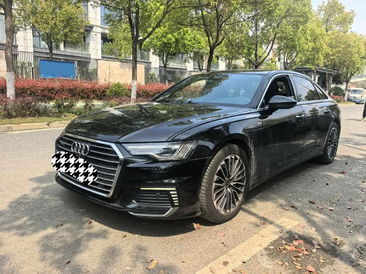 2020 Audi A6L 2.0T 252HP L4 7DCT PHEV 14.1KWH,autocango,china used car exporter,china ev exporter,chinese used car exporter,chinese used ev exporter