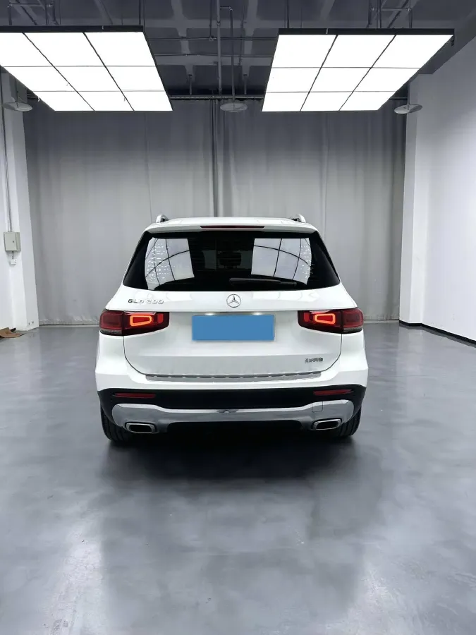 2021 Mercedes-Benz GLB Class 1.3T 163HP L4 7DCT,autocango,china used car exporter,china ev exporter,chinese used car exporter,chinese used ev exporter