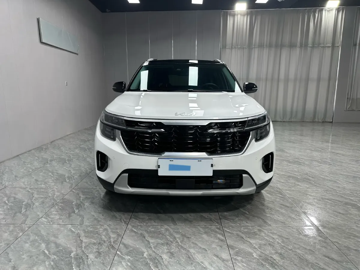 2023 Kia Seltos 1.5L 115HP L4 CVT,autocango,china used car exporter,china ev exporter,chinese used car exporter,chinese used ev exporter