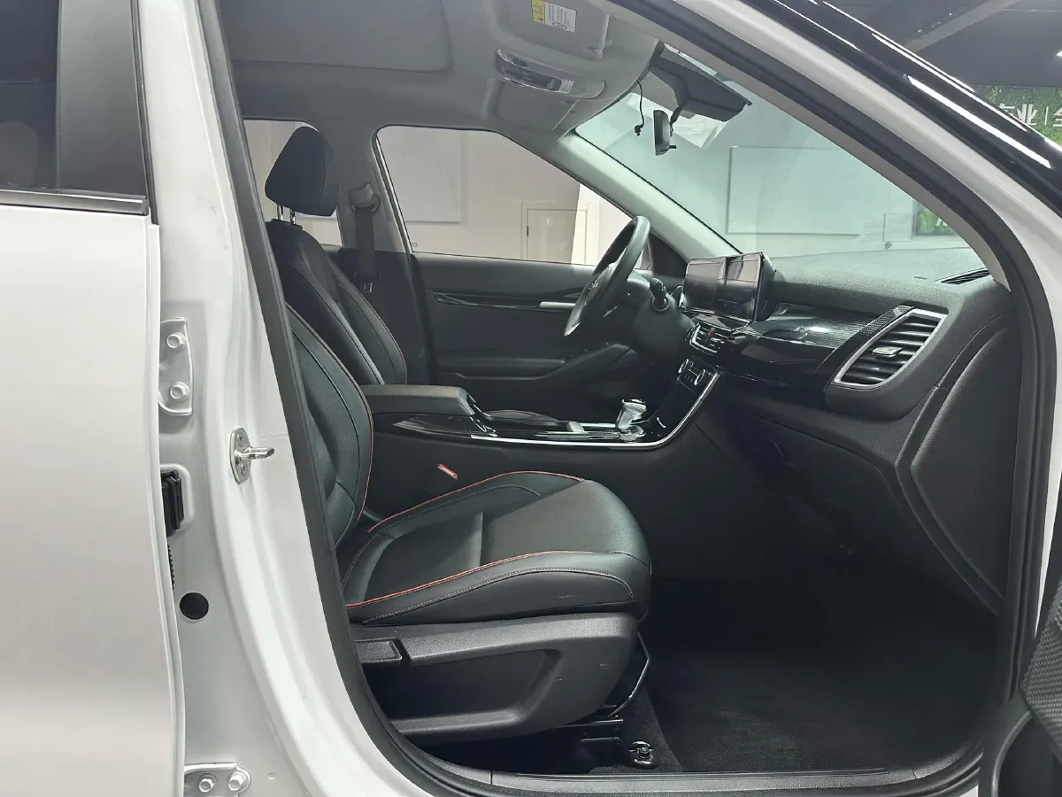 2023 Kia Seltos 1.5L 115HP L4 CVT,autocango,china used car exporter,china ev exporter,chinese used car exporter,chinese used ev exporter