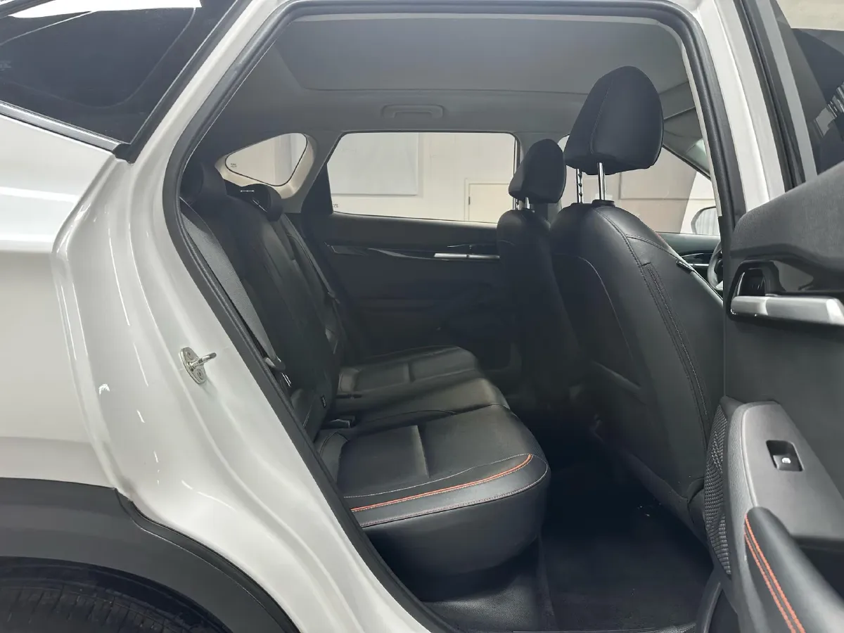 2023 Kia Seltos 1.5L 115HP L4 CVT,autocango,china used car exporter,china ev exporter,chinese used car exporter,chinese used ev exporter