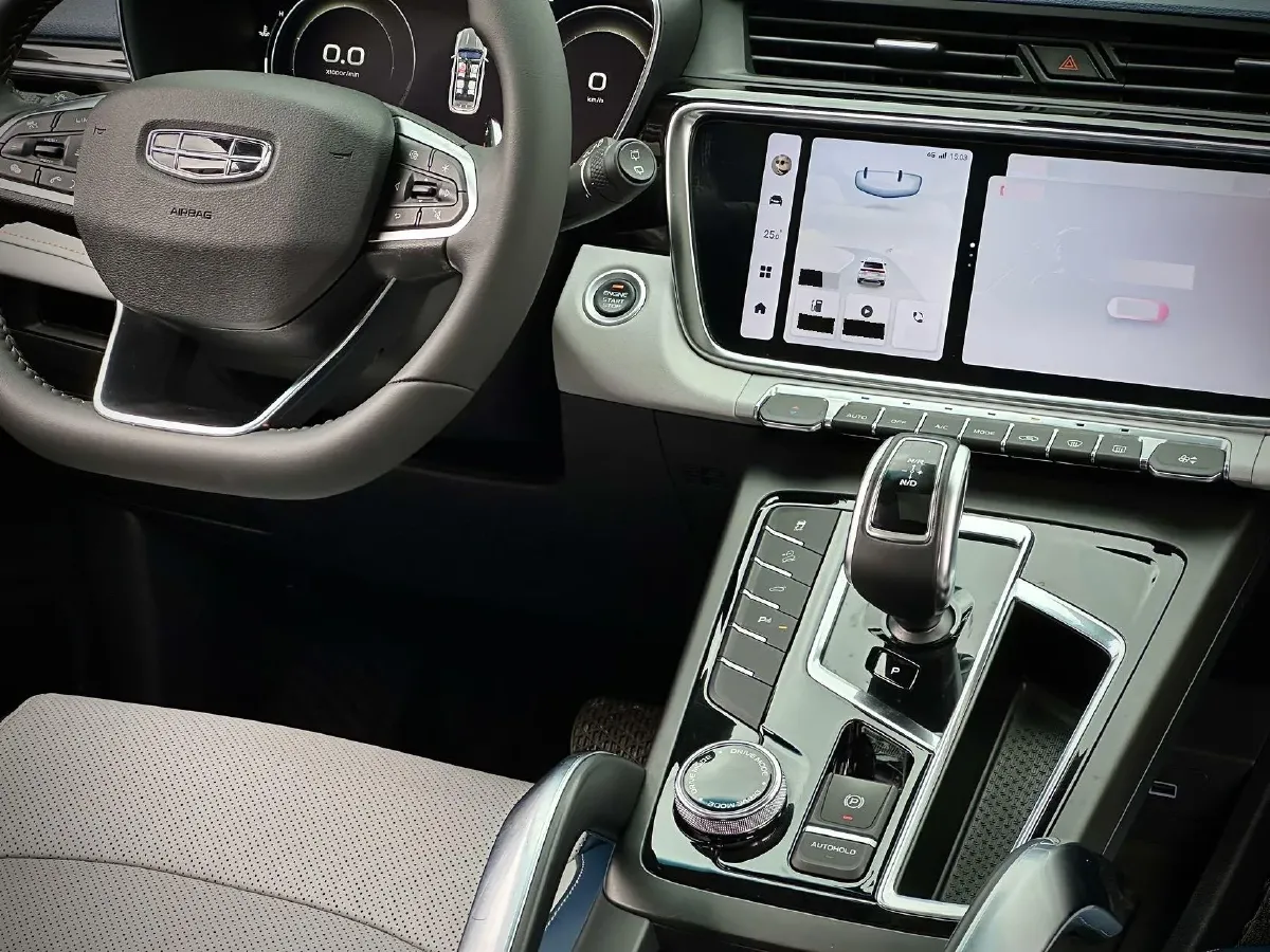 2022 Geely Azkarra 1.8T 184HP L4 7DCT,autocango,china used car exporter,china ev exporter,chinese used car exporter,chinese used ev exporter