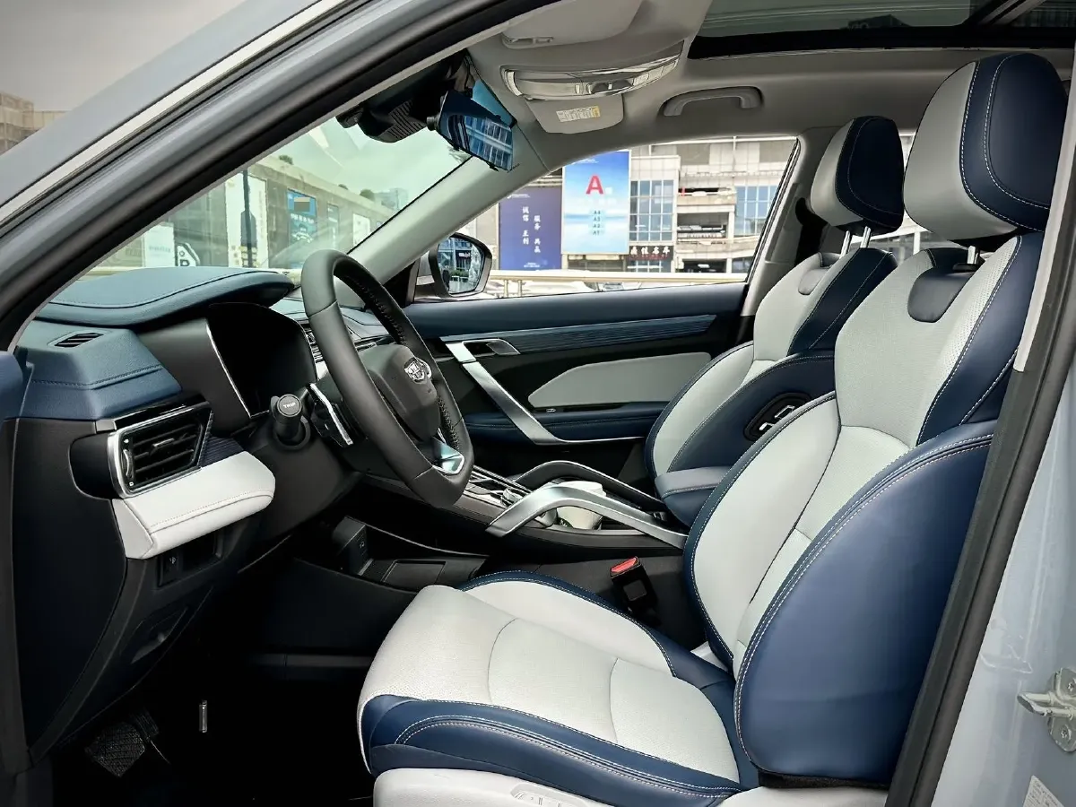 2022 Geely Azkarra 1.8T 184HP L4 7DCT,autocango,china used car exporter,china ev exporter,chinese used car exporter,chinese used ev exporter