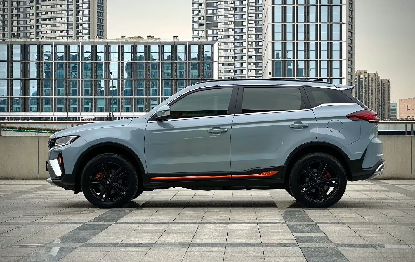 2022 Geely Azkarra 1.8T 184HP L4 7DCT,autocango,china used car exporter,china ev exporter,chinese used car exporter,chinese used ev exporter