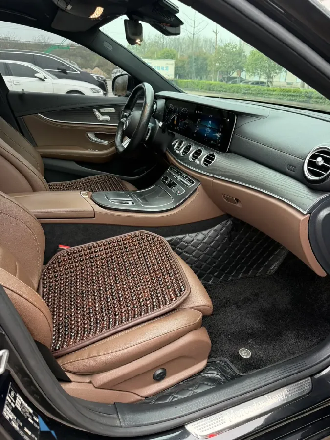 2021 Mercedes-Benz E Class 1.5T 184HP L4 9AT,autocango,china used car exporter,china ev exporter,chinese used car exporter,chinese used ev exporter