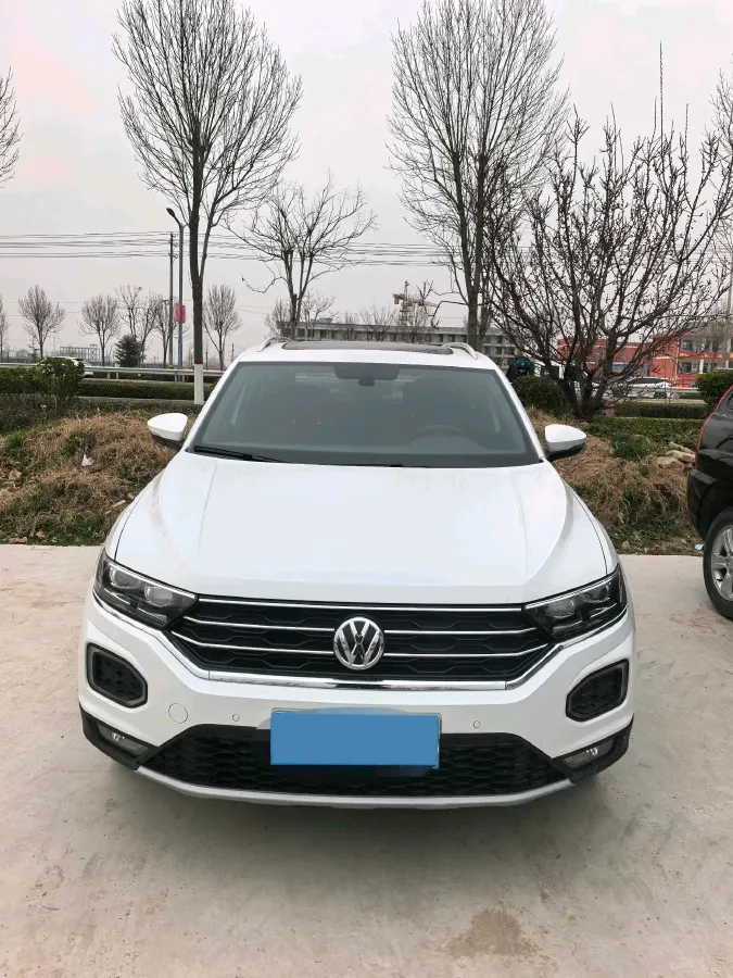 2019 Volkswagen T-Roc 1.4T 150HP L4 7DCT,autocango,china used car exporter,china ev exporter,chinese used car exporter,chinese used ev exporter