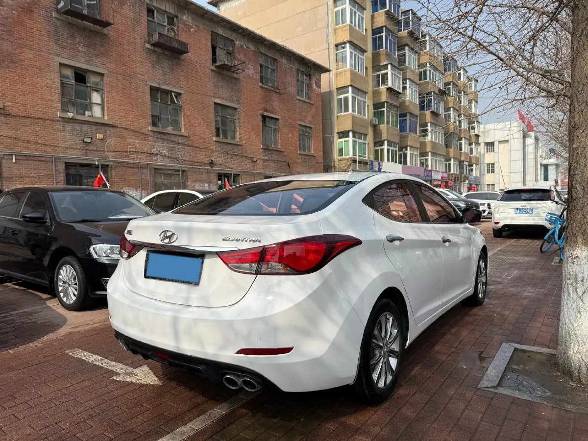 2016 Hyundai Elantra 1.6L 128HP L4 6MT,autocango,china used car exporter,china ev exporter,chinese used car exporter,chinese used ev exporter