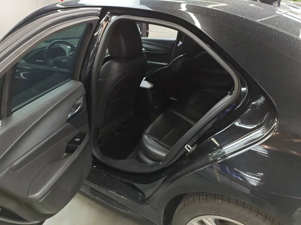 2021 Cadillac CT4 2.0T 237HP L4 8AT,autocango,china used car exporter,china ev exporter,chinese used car exporter,chinese used ev exporter