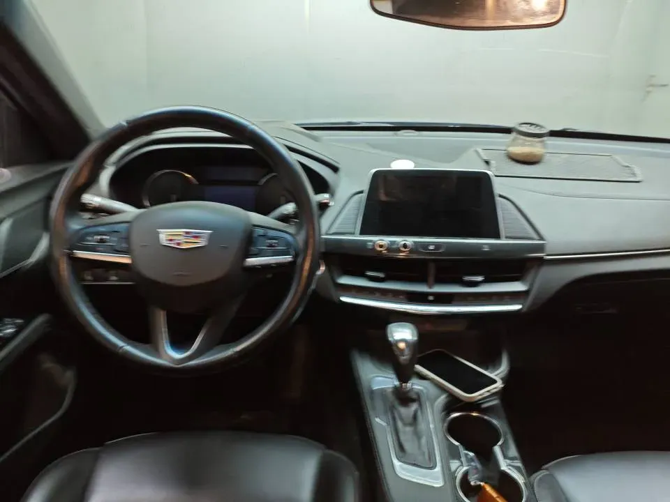 2021 Cadillac CT4 2.0T 237HP L4 8AT,autocango,china used car exporter,china ev exporter,chinese used car exporter,chinese used ev exporter