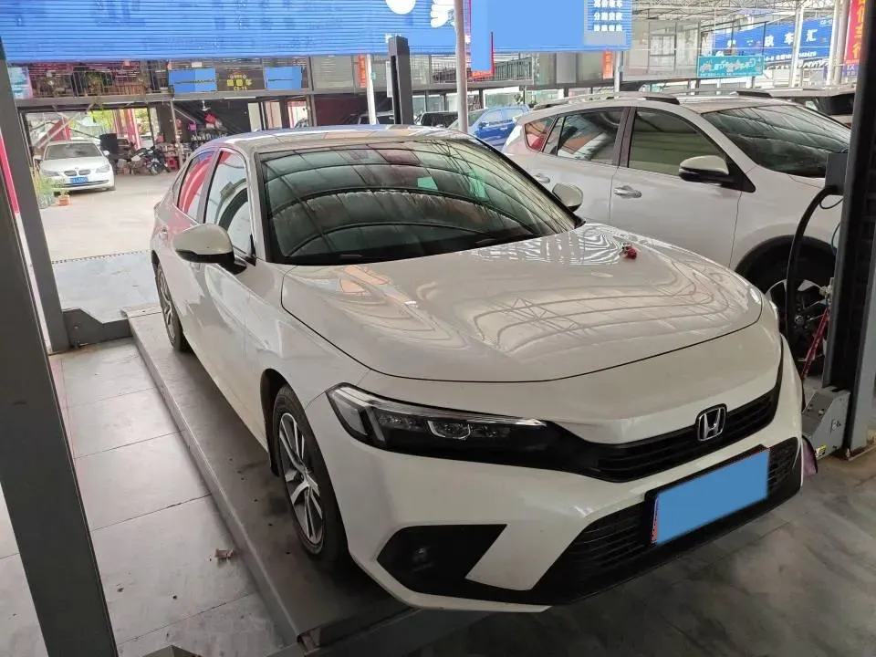 2023 Honda Civic 1.5T 182HP L4 CVT,autocango,china used car exporter,china ev exporter,chinese used car exporter,chinese used ev exporter