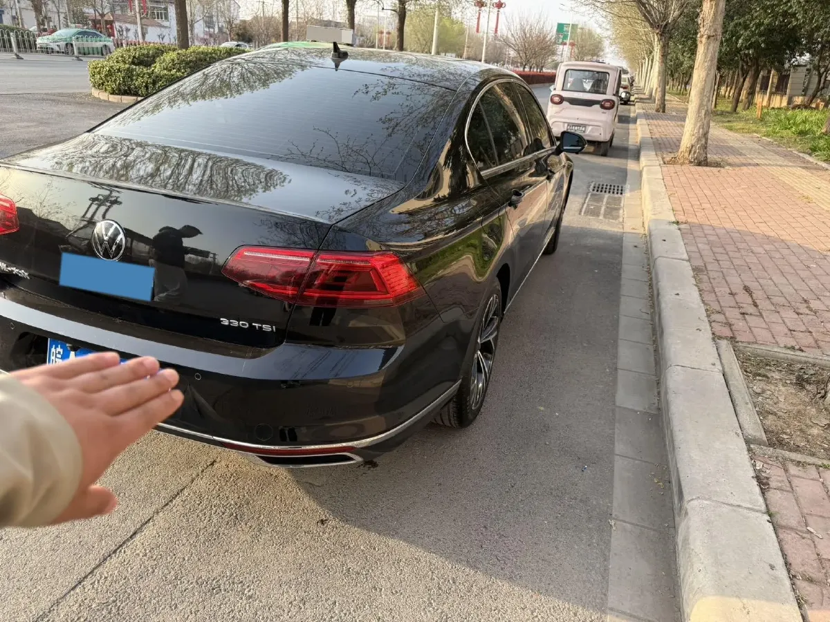 2020 Volkswagen Magotan 2.0T 186HP L4 7DCT,autocango,china used car exporter,china ev exporter,chinese used car exporter,chinese used ev exporter