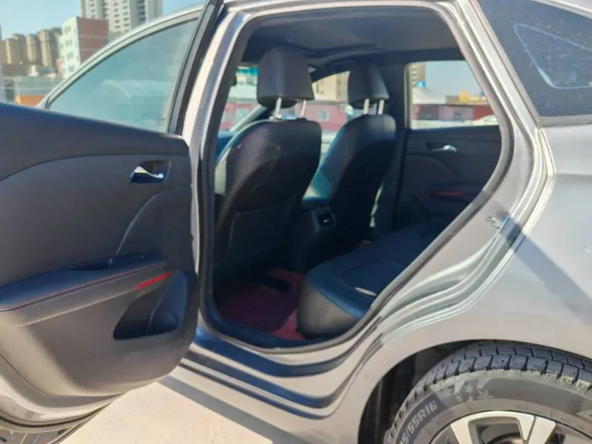 2022 Chevrolet Monza 1.3T 163HP L3 6AT,autocango,china used car exporter,china ev exporter,chinese used car exporter,chinese used ev exporter