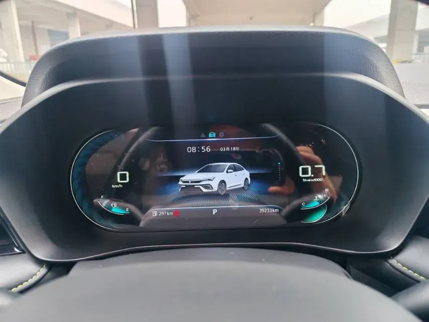 2021 Roewe i5 1.5L 120HP L4 CVT,autocango,china used car exporter,china ev exporter,chinese used car exporter,chinese used ev exporter