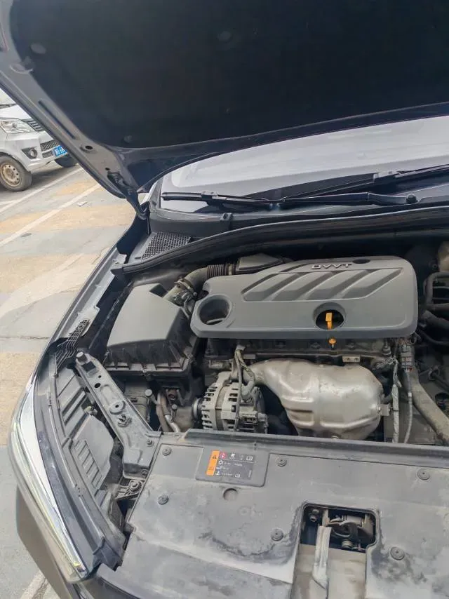 2021 Roewe i5 1.5L 120HP L4 CVT,autocango,china used car exporter,china ev exporter,chinese used car exporter,chinese used ev exporter