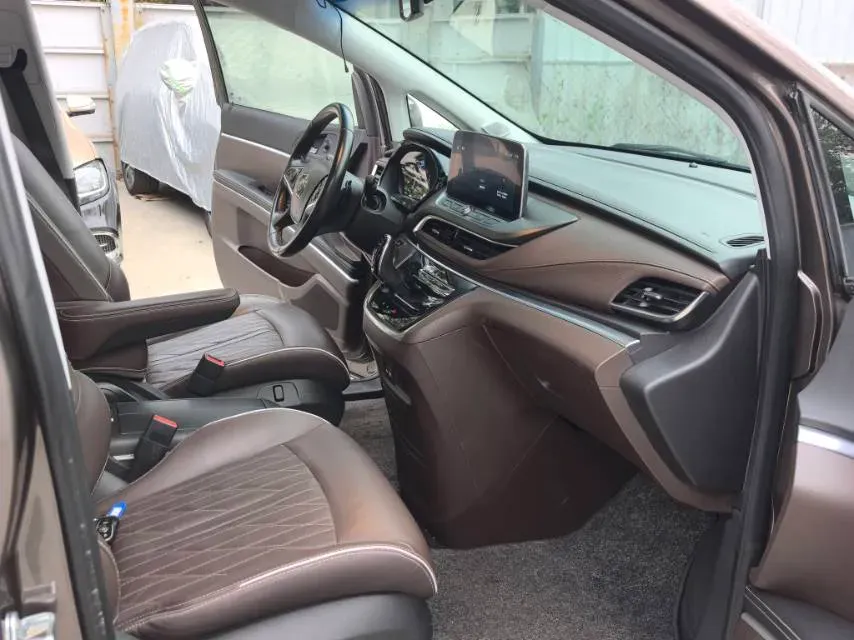 2022 Buick GL8 2.0T 237HP L4 9AT,autocango,china used car exporter,china ev exporter,chinese used car exporter,chinese used ev exporter