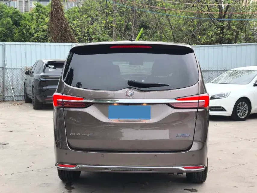 2022 Buick GL8 2.0T 237HP L4 9AT,autocango,china used car exporter,china ev exporter,chinese used car exporter,chinese used ev exporter