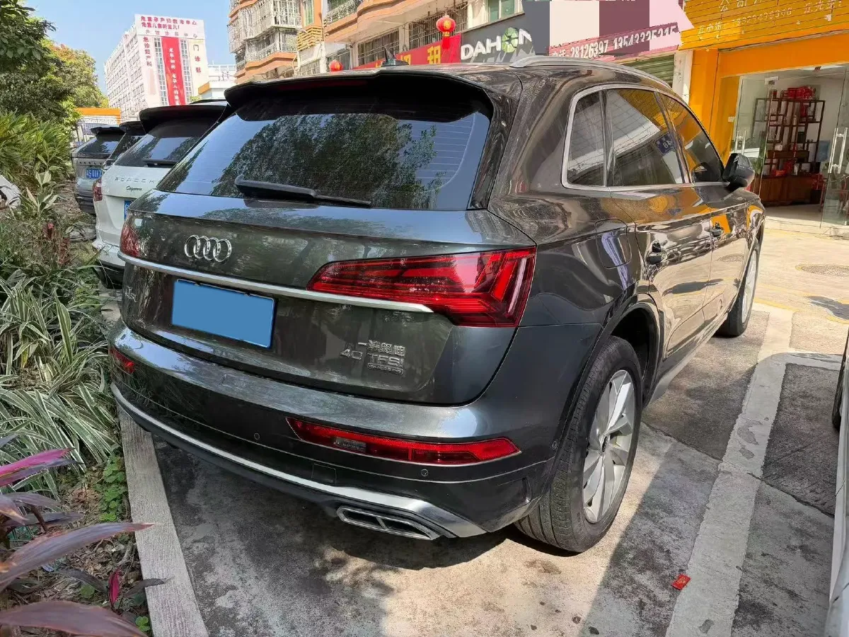 2022 Audi Q5L 2.0T 252HP L4 7DCT,autocango,china used car exporter,china ev exporter,chinese used car exporter,chinese used ev exporter