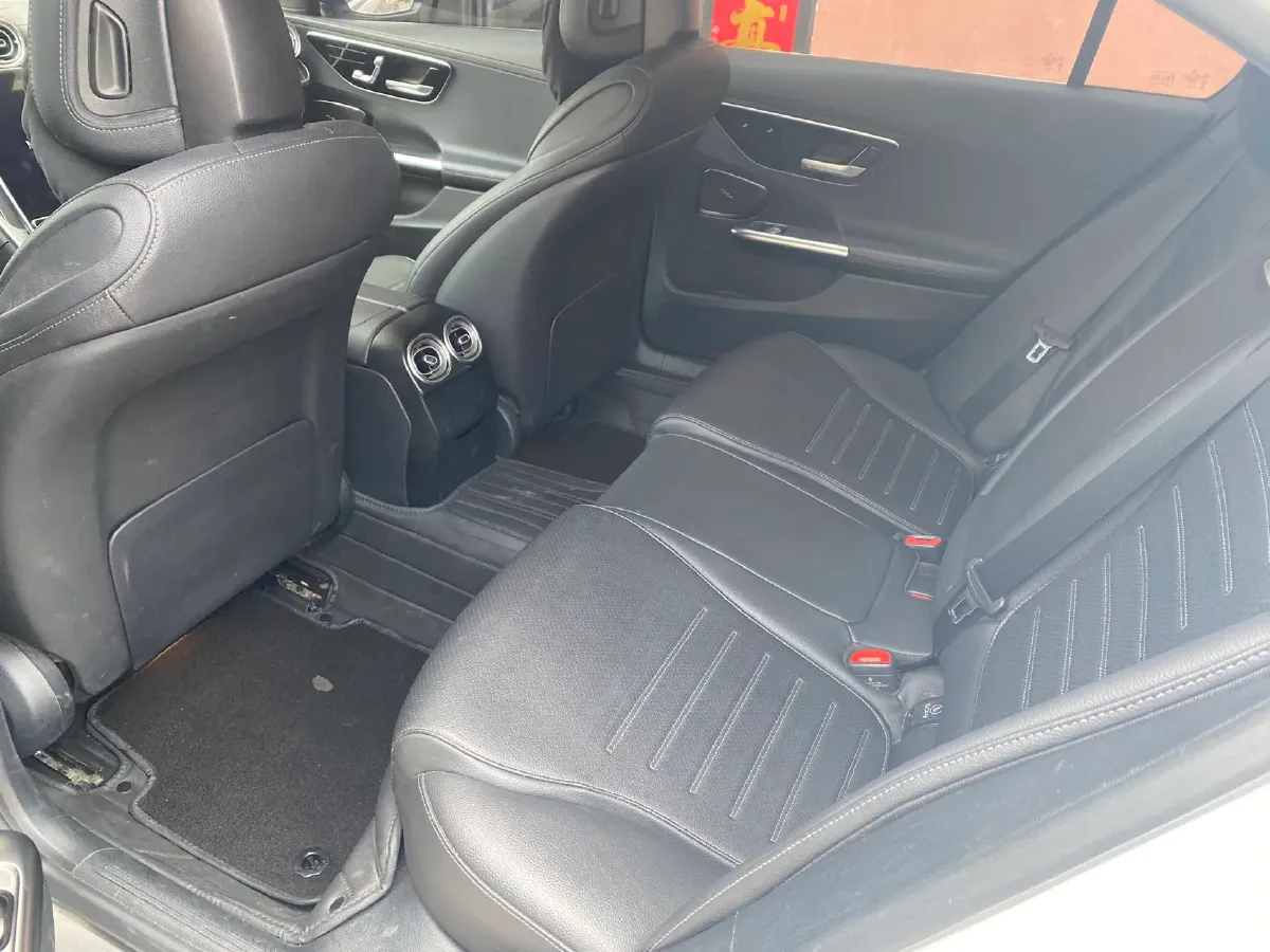 2024 Mercedes-Benz C Class 1.5T 204HP L4 9AT,autocango,china used car exporter,china ev exporter,chinese used car exporter,chinese used ev exporter