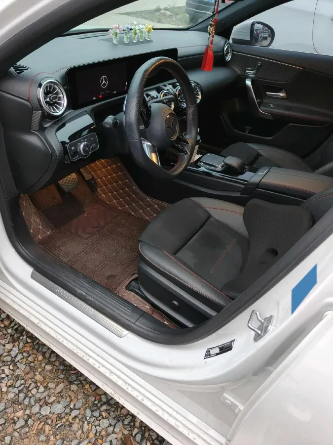 2024 Mercedes-Benz A Class 1.3T 163HP L4 7DCT,autocango,china used car exporter,china ev exporter,chinese used car exporter,chinese used ev exporter