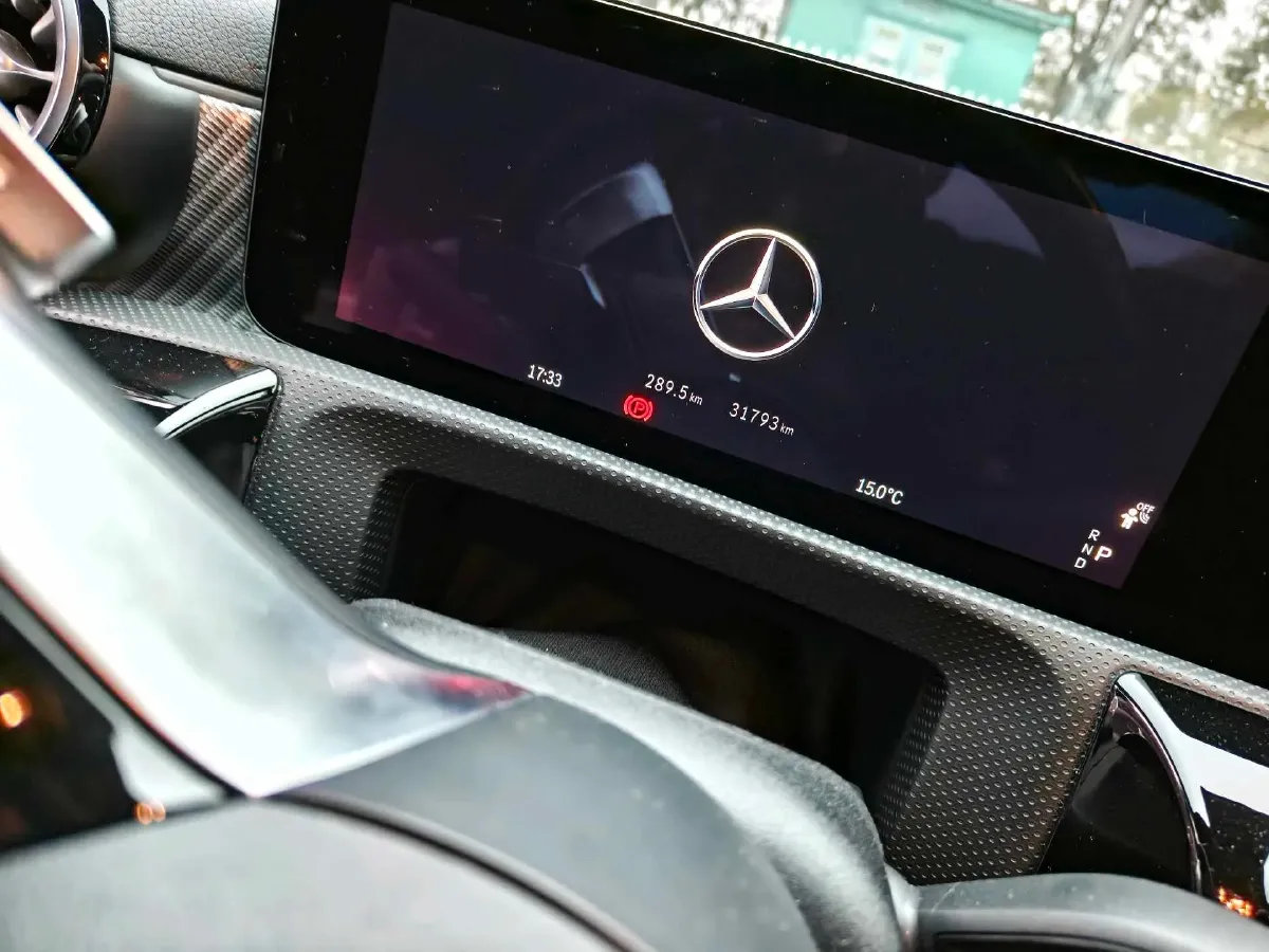 2024 Mercedes-Benz A Class 1.3T 163HP L4 7DCT,autocango,china used car exporter,china ev exporter,chinese used car exporter,chinese used ev exporter