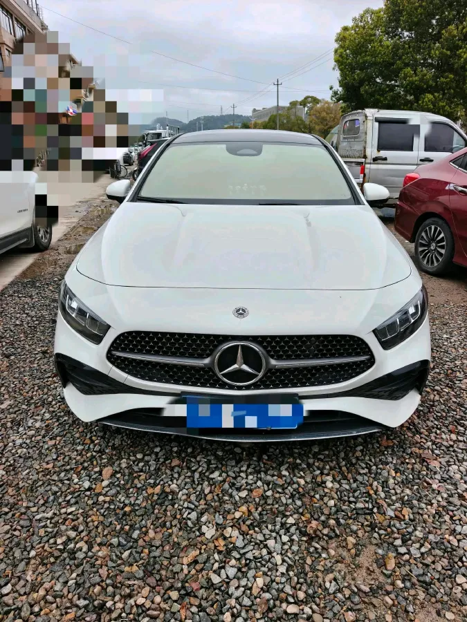2024 Mercedes-Benz A Class 1.3T 163HP L4 7DCT,autocango,china used car exporter,china ev exporter,chinese used car exporter,chinese used ev exporter