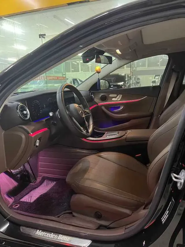 2021 Mercedes-Benz E Class 2.0T 258HP L4 9AT,autocango,china used car exporter,china ev exporter,chinese used car exporter,chinese used ev exporter