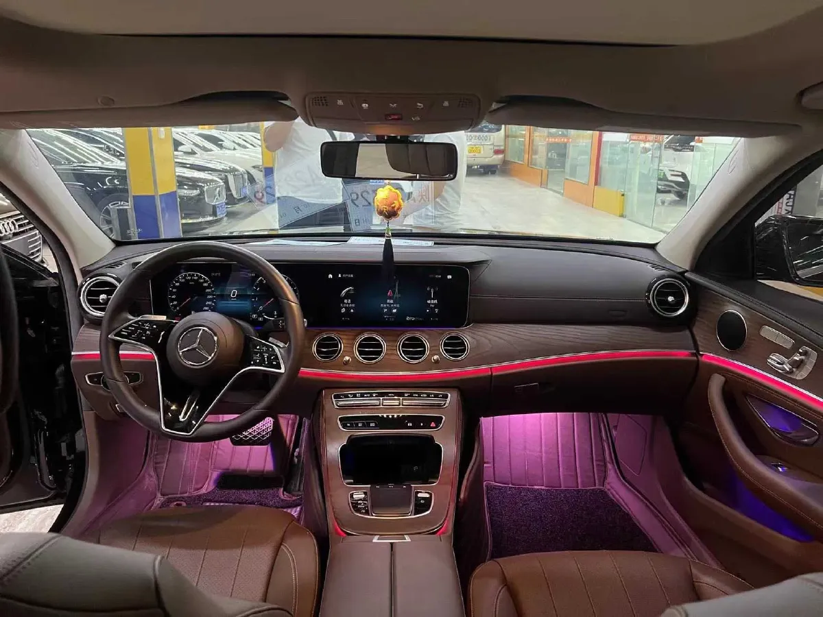 2021 Mercedes-Benz E Class 2.0T 258HP L4 9AT,autocango,china used car exporter,china ev exporter,chinese used car exporter,chinese used ev exporter