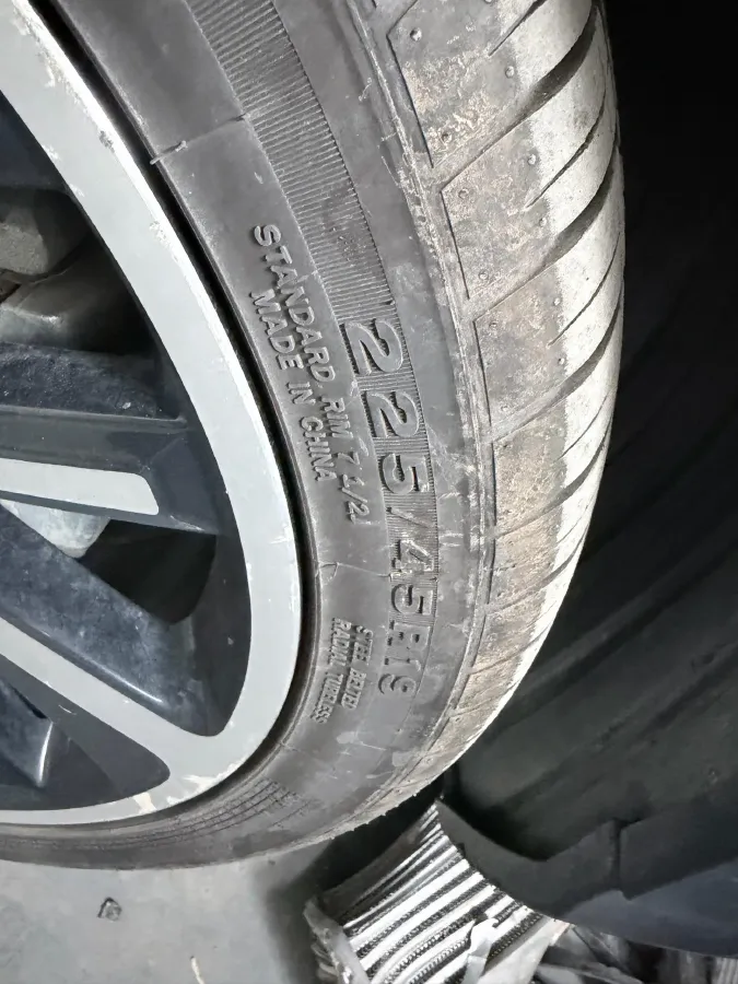 2020 Bestune T77 1.5T 169HP L4 7DCT,autocango,china used car exporter,china ev exporter,chinese used car exporter,chinese used ev exporter