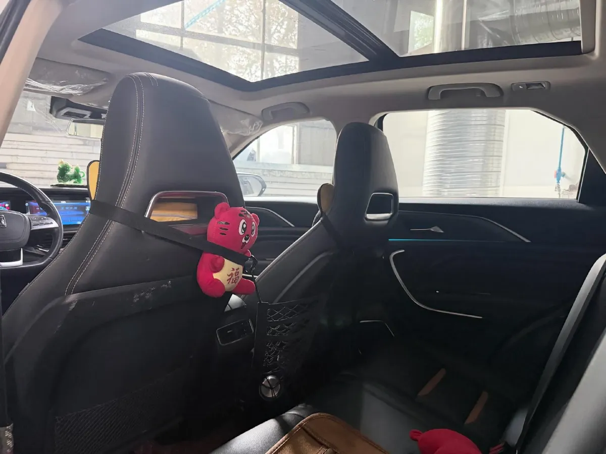 2020 Bestune T77 1.5T 169HP L4 7DCT,autocango,china used car exporter,china ev exporter,chinese used car exporter,chinese used ev exporter