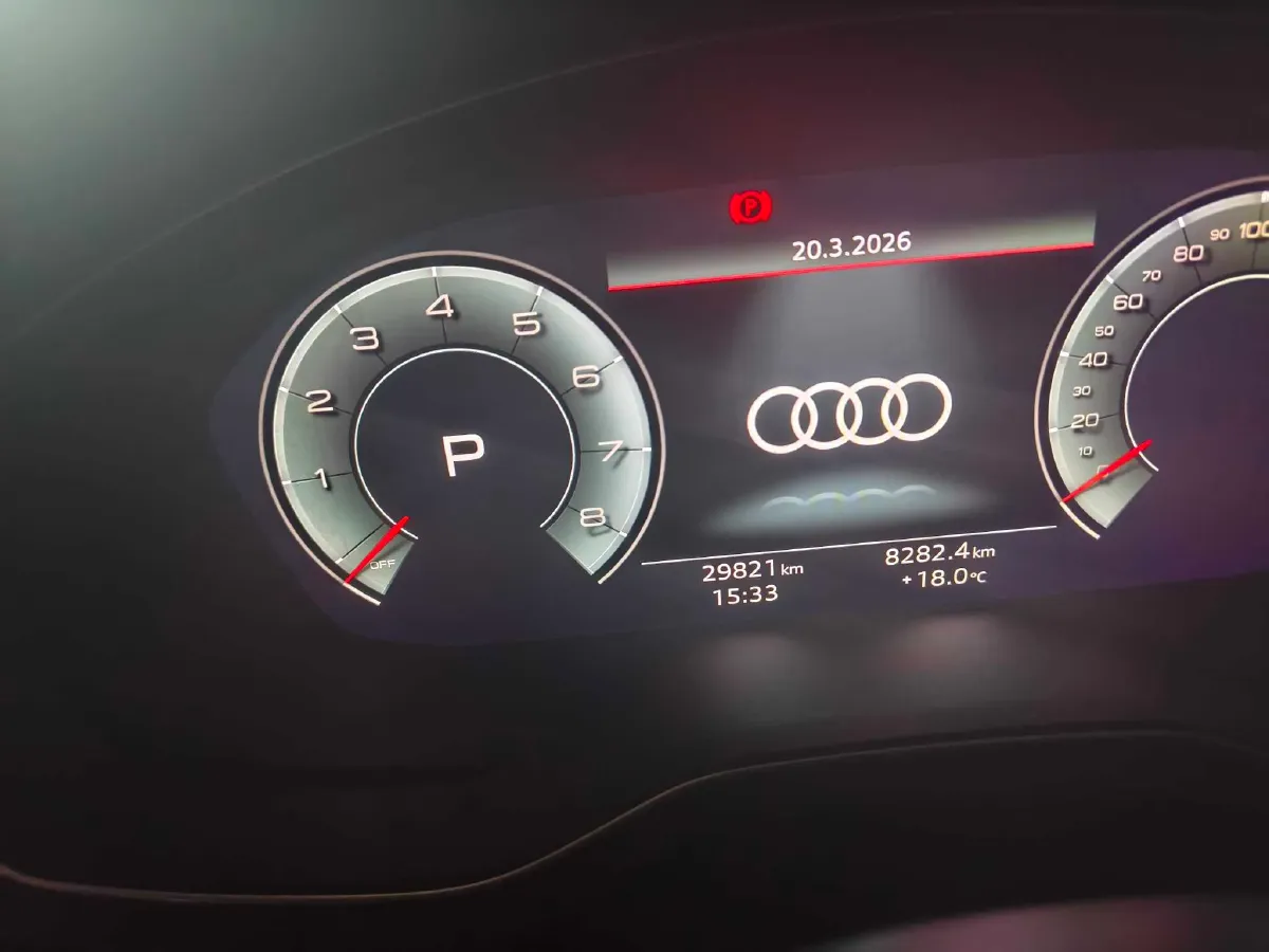 2023 Audi A4L 2.0T 190HP L4 7DCT,autocango,china used car exporter,china ev exporter,chinese used car exporter,chinese used ev exporter