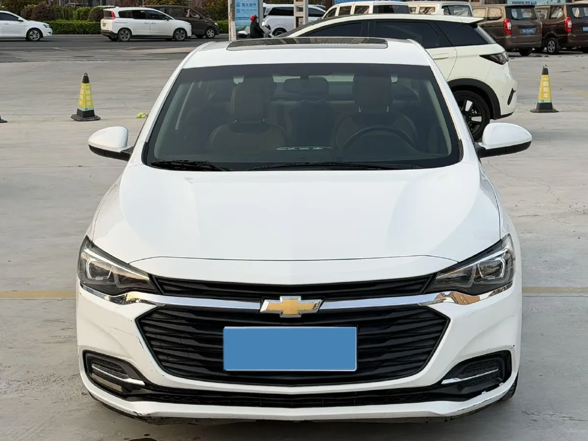 2022 Chevrolet Monza 1.5L 113HP L4 6AT,autocango,china used car exporter,china ev exporter,chinese used car exporter,chinese used ev exporter