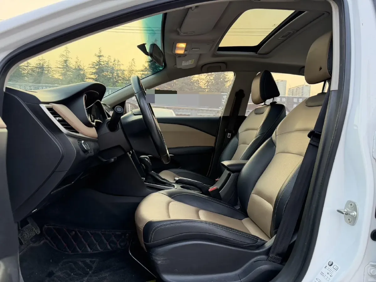 2022 Chevrolet Monza 1.5L 113HP L4 6AT,autocango,china used car exporter,china ev exporter,chinese used car exporter,chinese used ev exporter