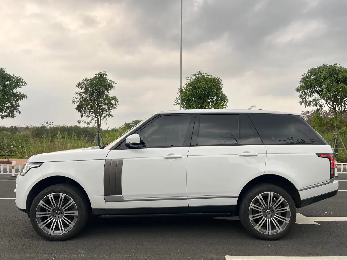 2016 Land Rover Range Rover Evoque 2.0T 241HP L4 9AT,autocango,china used car exporter,china ev exporter,chinese used car exporter,chinese used ev exporter